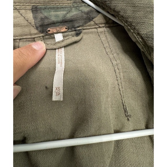 Free People Not Your Brothers Military Jacket Coat Camo Size XS - Picture 3 of 7